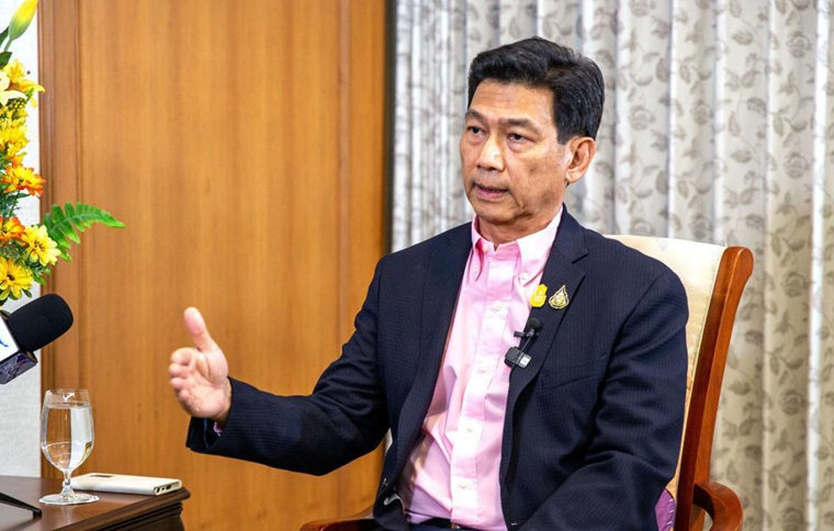 泰國(guó)副總理兼外長(zhǎng)班比，談共建“一帶一路”倡議