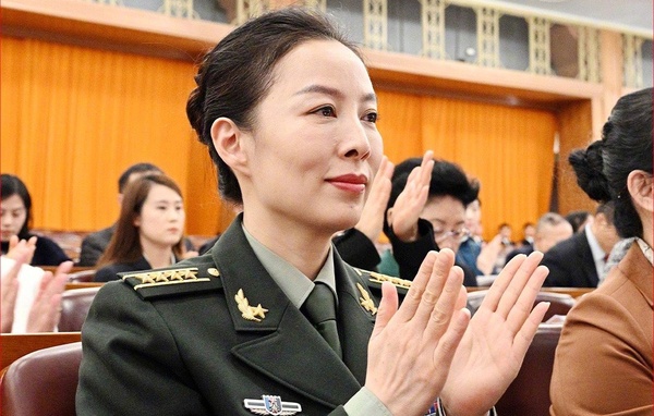每日一圖——全國(guó)政協(xié)委員、中國(guó)航天員王亞平
